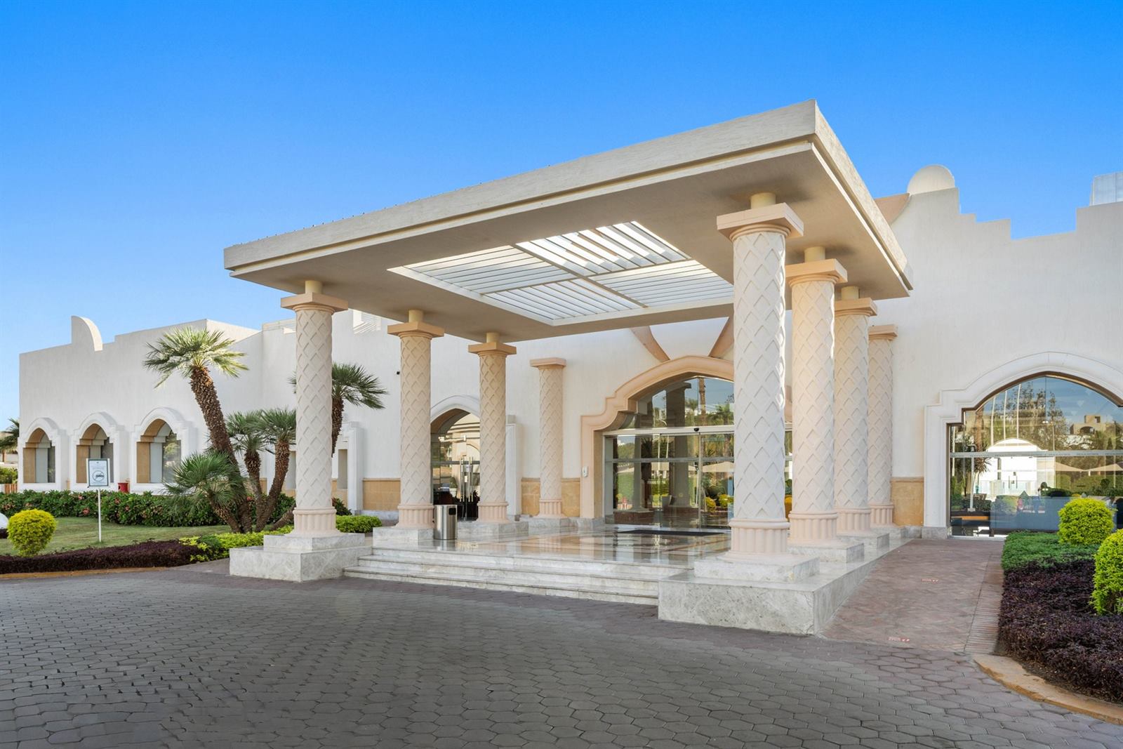 Pickalbatros Royal Grand Sharm (Adults Only) entrance in Hadaba
