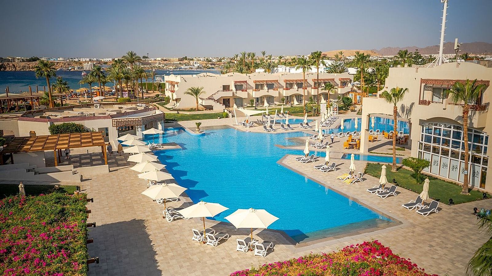 Naama Bay Promenade Beach Resort (Accor) entrance in Naama Bay